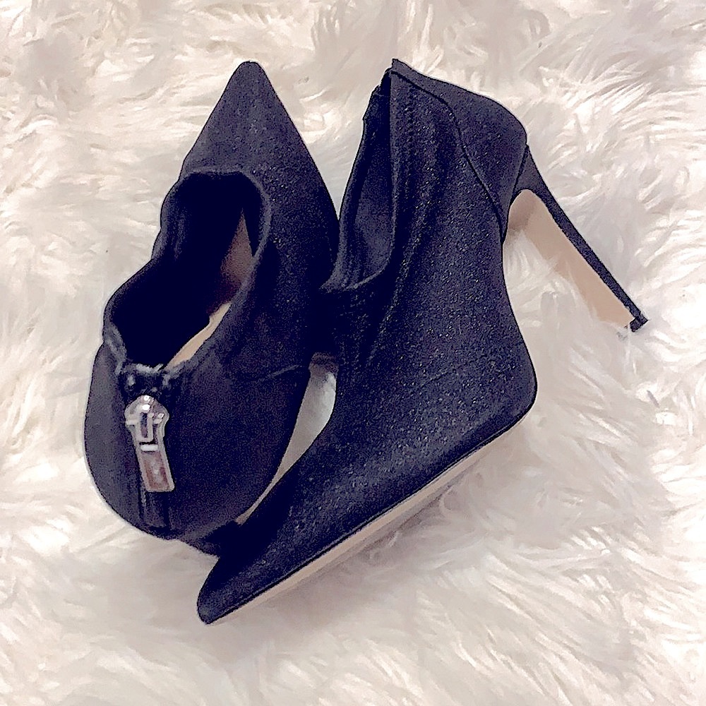 Badgley Mischka Jewel Pumps